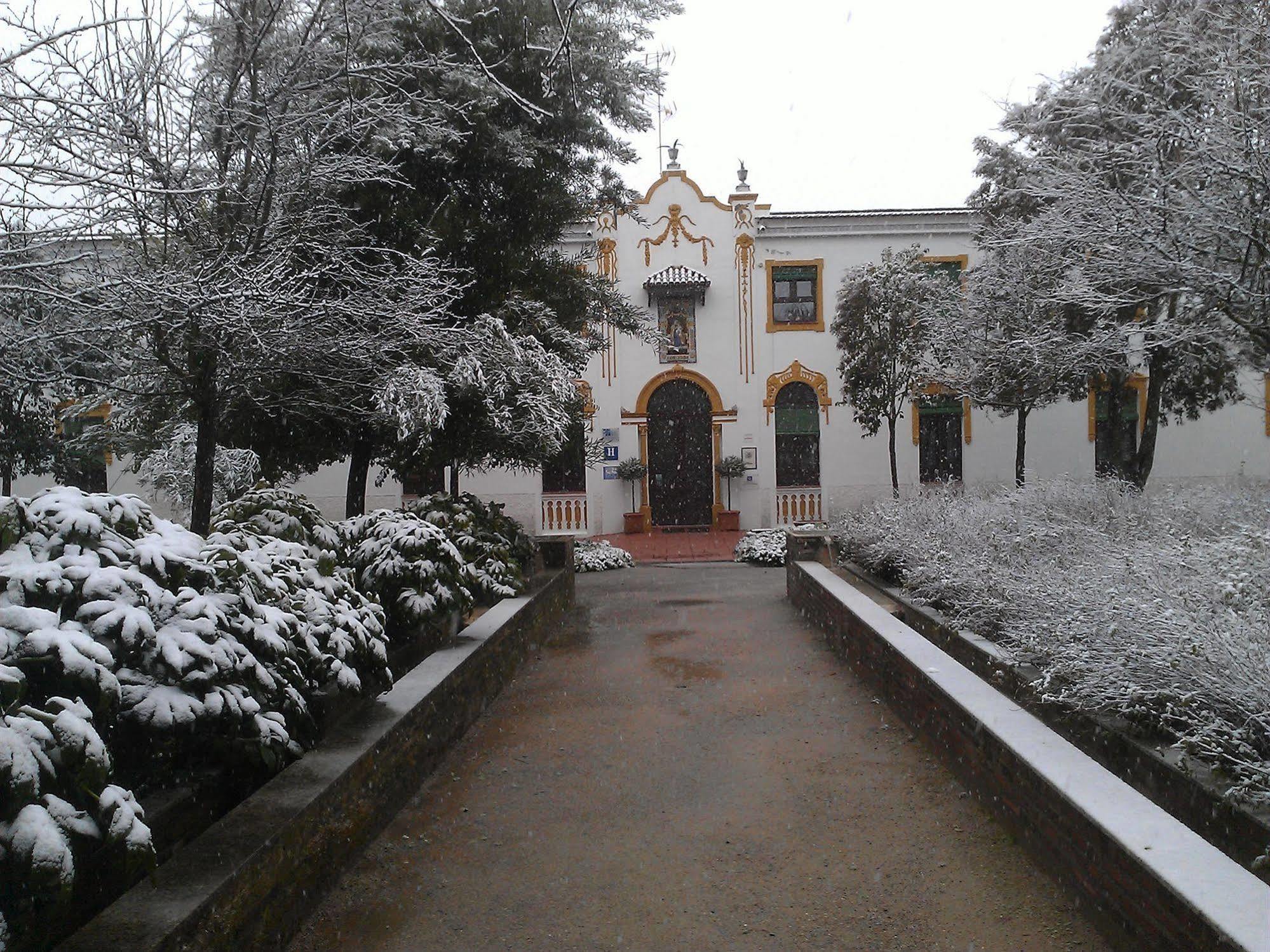 Hotel Balneario El Raposo Puebla de Sancho Pérez المظهر الخارجي الصورة