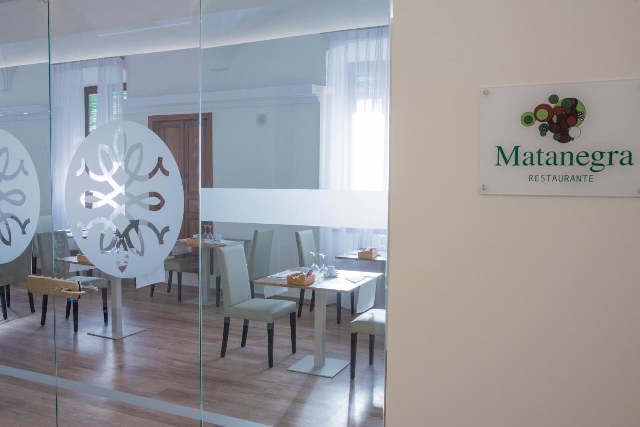 Hotel Balneario El Raposo Puebla de Sancho Pérez المظهر الخارجي الصورة